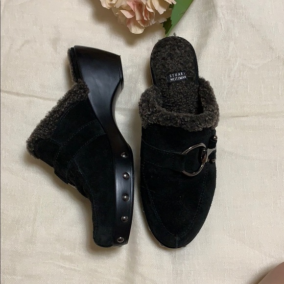 Stuart Weitzman Black Soft Slip-in Heels - Picture 2 of 4